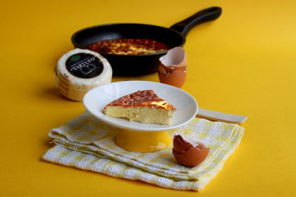 Frittata soffice al formaggio con tartufo