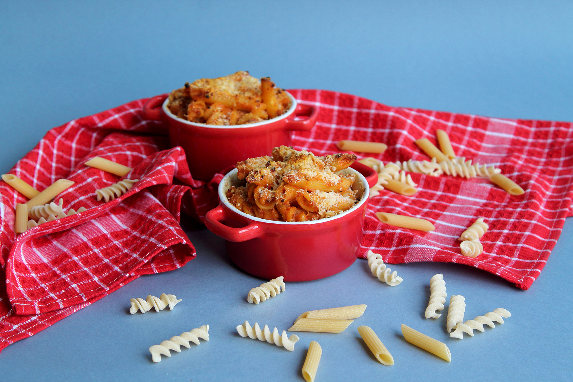 Pasta al forno con pomodorini secchi e ricotta