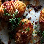 Patate hasselback con 'nduja e timo