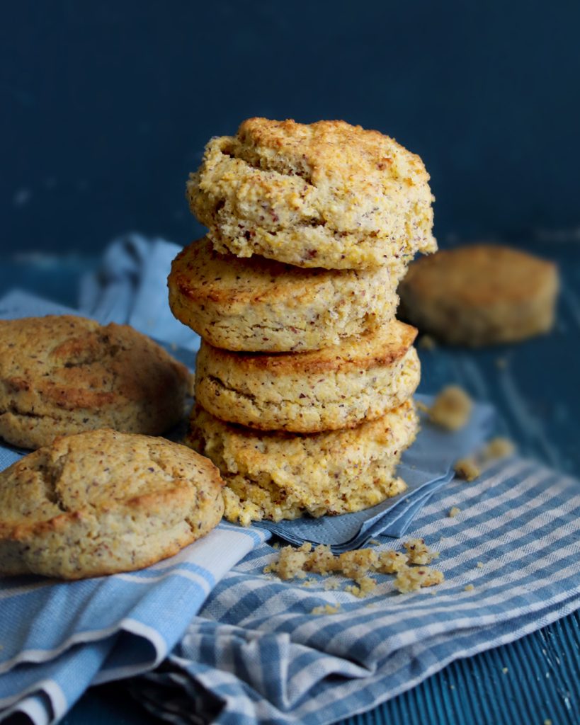 Cipolla bionda al forno con miele colato a mano – ricetta del Paniere dei Prodotti Tipici di Torino, food photography di Paola Uberti.